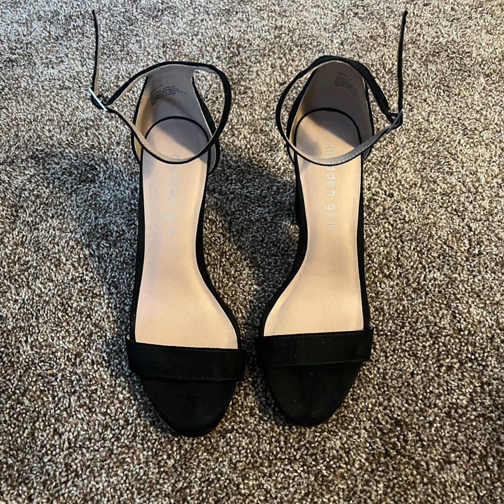 Madden Girl size 7 black ankle wrap heels